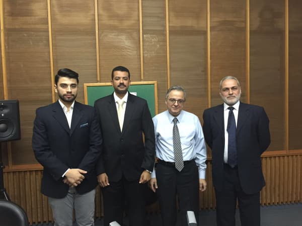 الجامعة العالمية في إذاعة لبنان في حوار مباشر